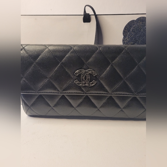Chanel Lambskin Leather Black Long Wallet - Picture 2 of 4